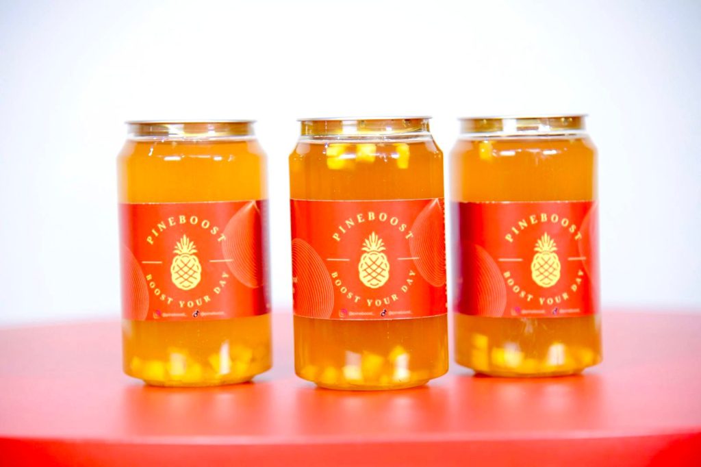 Pineboost (Minuman Ekstrak Kulit Nanas)